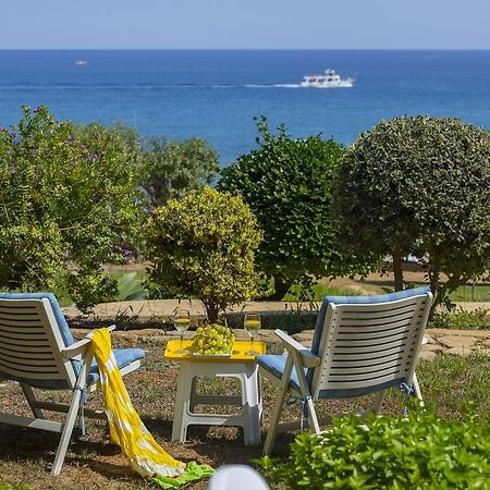 Protaras Beachfront Sirina Lina Suite パラリムニ エクステリア 写真