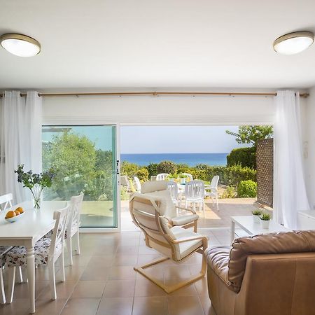 Protaras Beachfront Sirina Lina Suite パラリムニ エクステリア 写真