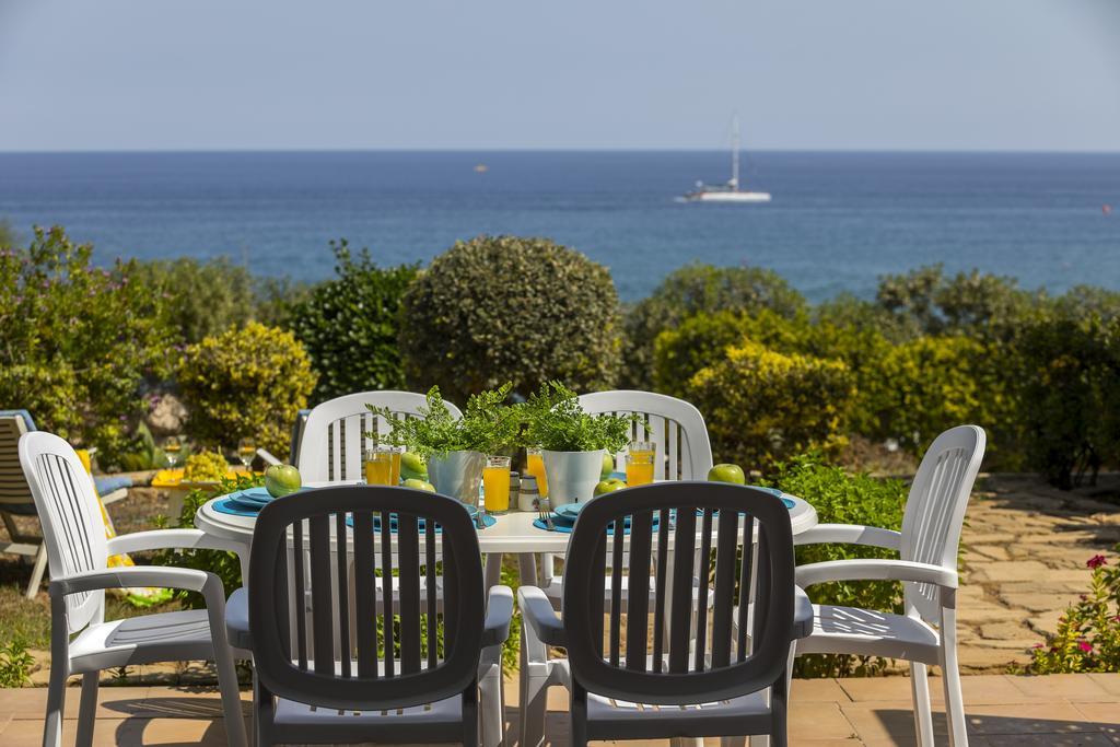 Protaras Beachfront Sirina Lina Suite パラリムニ エクステリア 写真